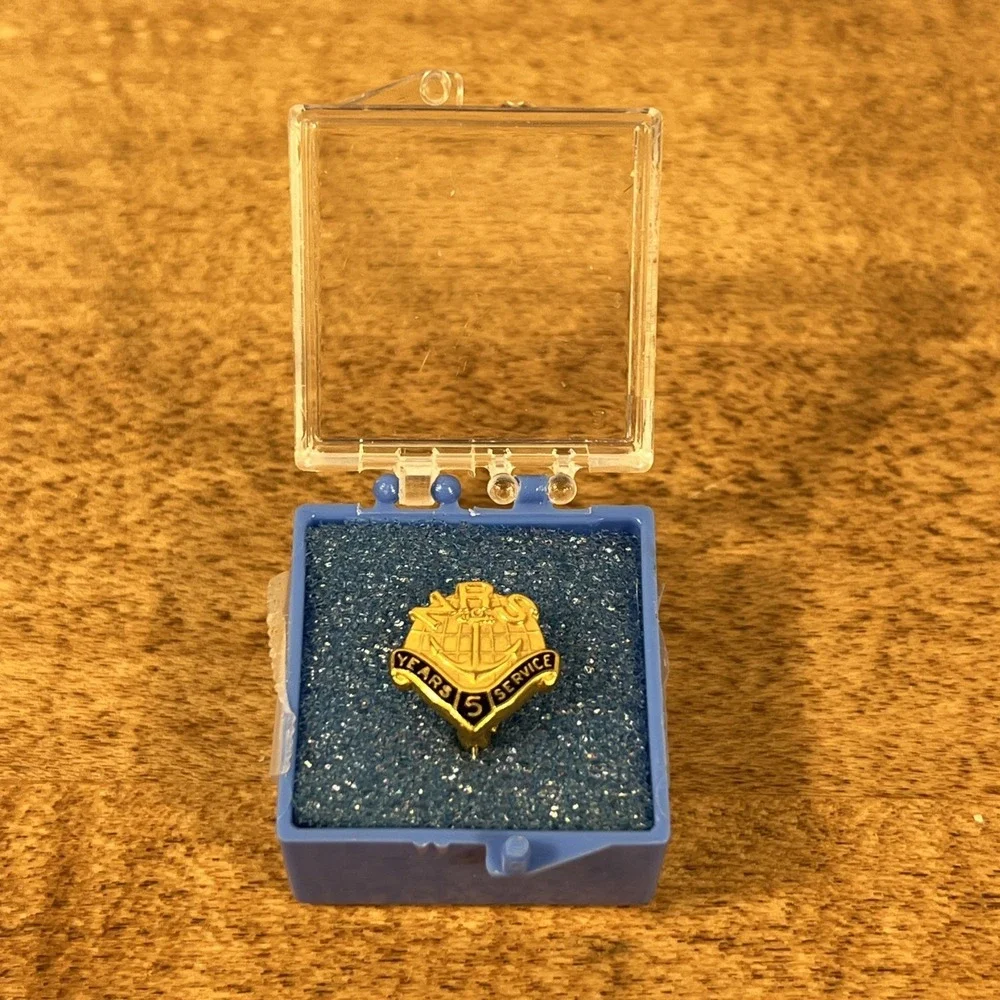 Vintage 10k GF Gold Fill US Navy NRS 5 Year Service Pin‎
